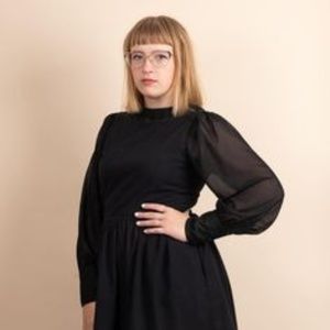 Black Loretta Blouse - Tuesday Bassen